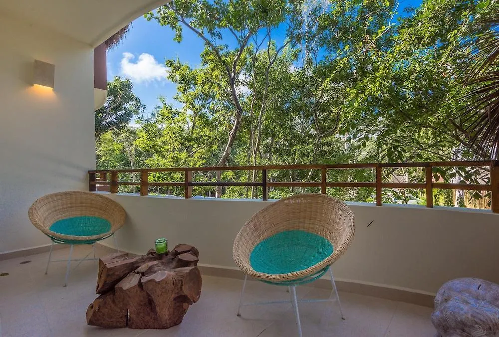 Peggy 2 Bdrm Apt Sleeps 4 Balcony Tulum Otel
