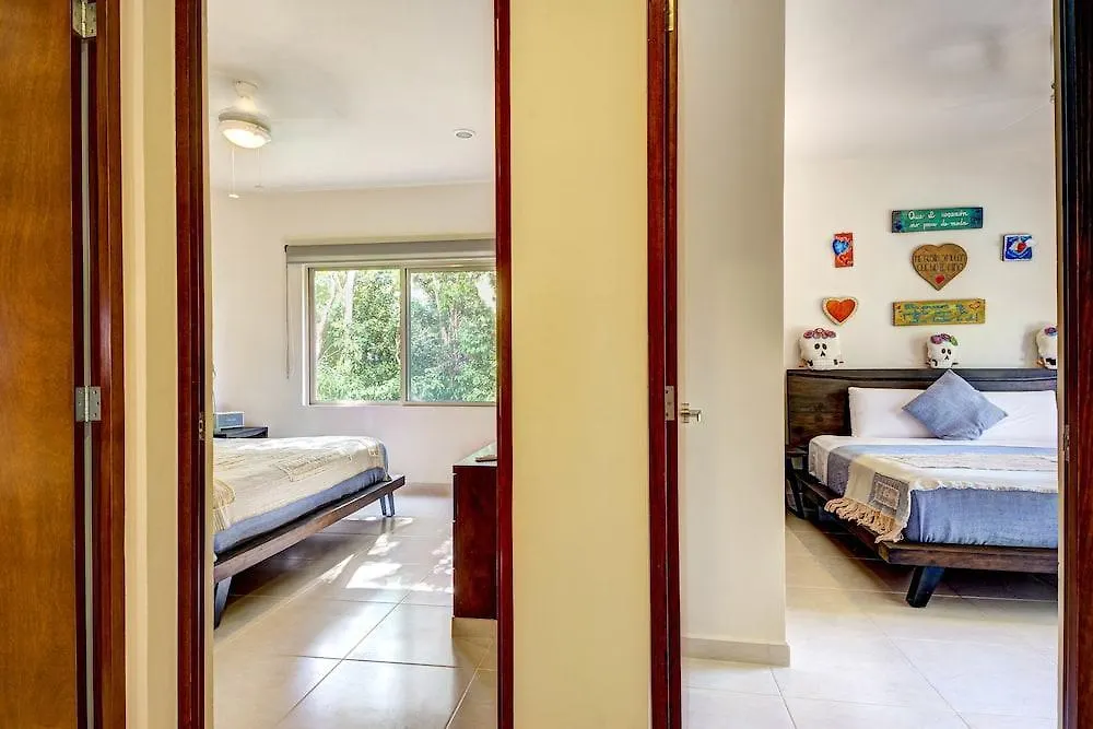 Peggy 2 Bdrm Apt Sleeps 4 Balcony Tulum 3*,  Mexico
